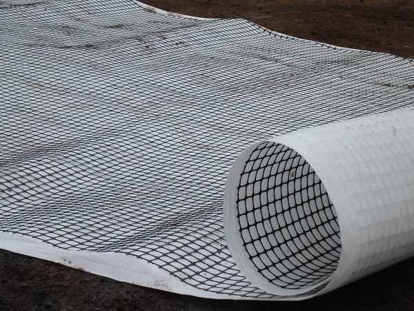 PP Geogrid Composite With Non Woven Geotextile - Image 3