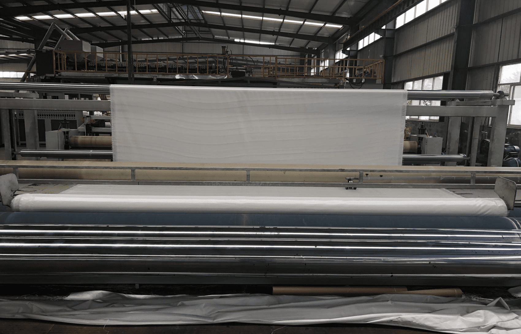 composite geomembrane supplier,waterproofing geomembrane,drainage liner material,geomembrane geotextile composite,civil engineering geosynthetics