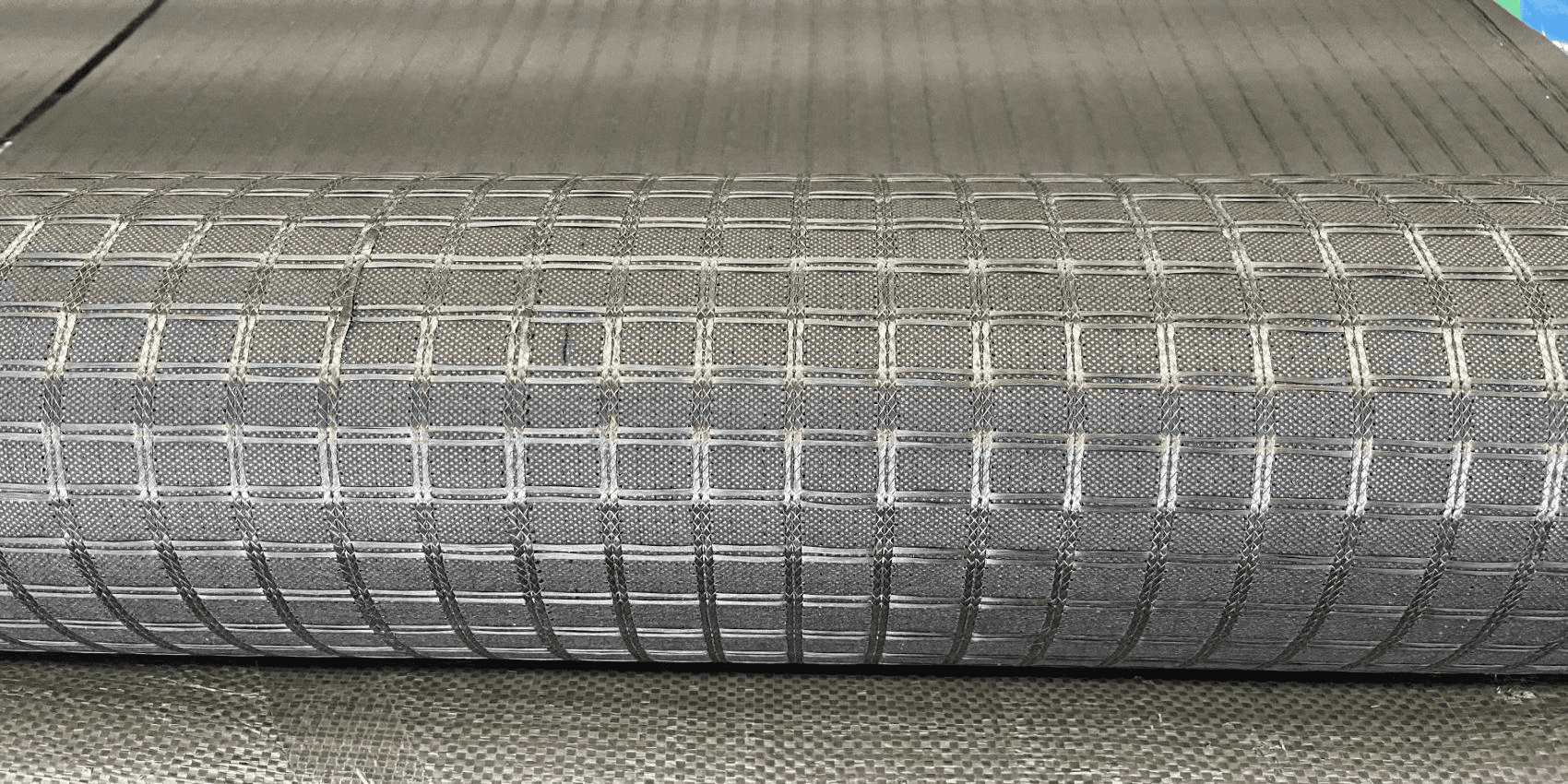 knitted fiberglass geogrid,nonwoven geotextile composite,soil stability geocomposite,drainage filter composite